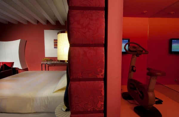 Centurion Palace image 19