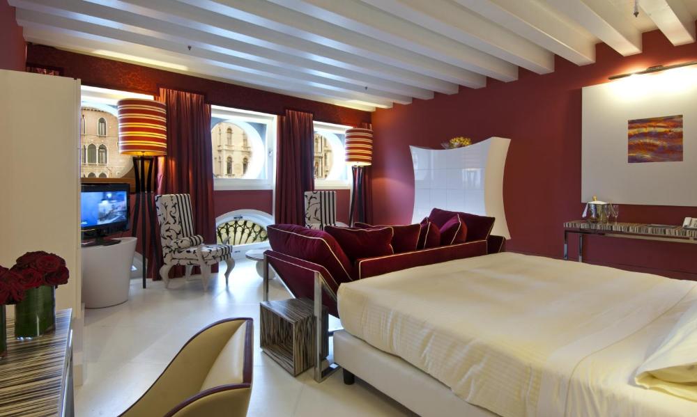 Superior Junior Suite