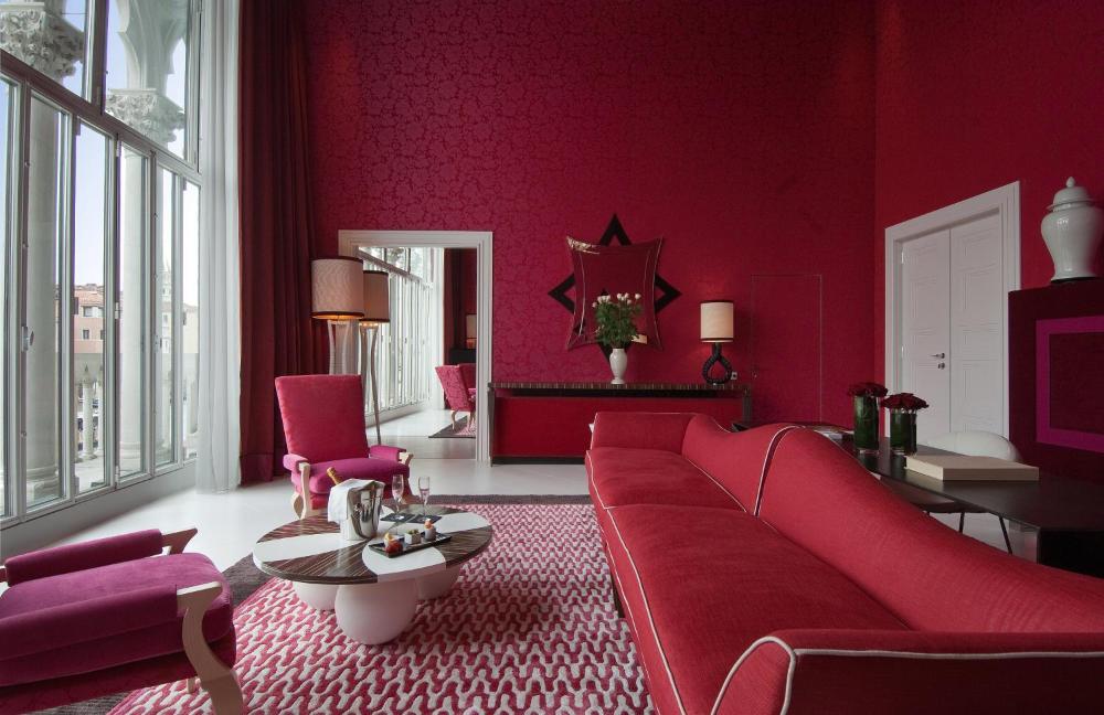 Deluxe Suite with Grand Canal View